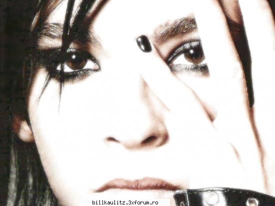 cunoastem prima data... sunt ditz,sunt noua pare love bill!!!