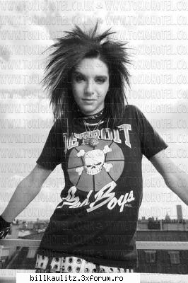 versuri Tokio Hotel - Rette mich Prima data sunt singur,in locul nostru - Bill